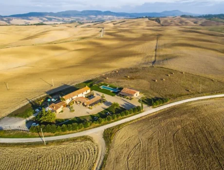 Locanda-in-Tuscany-panoramica aereal copy